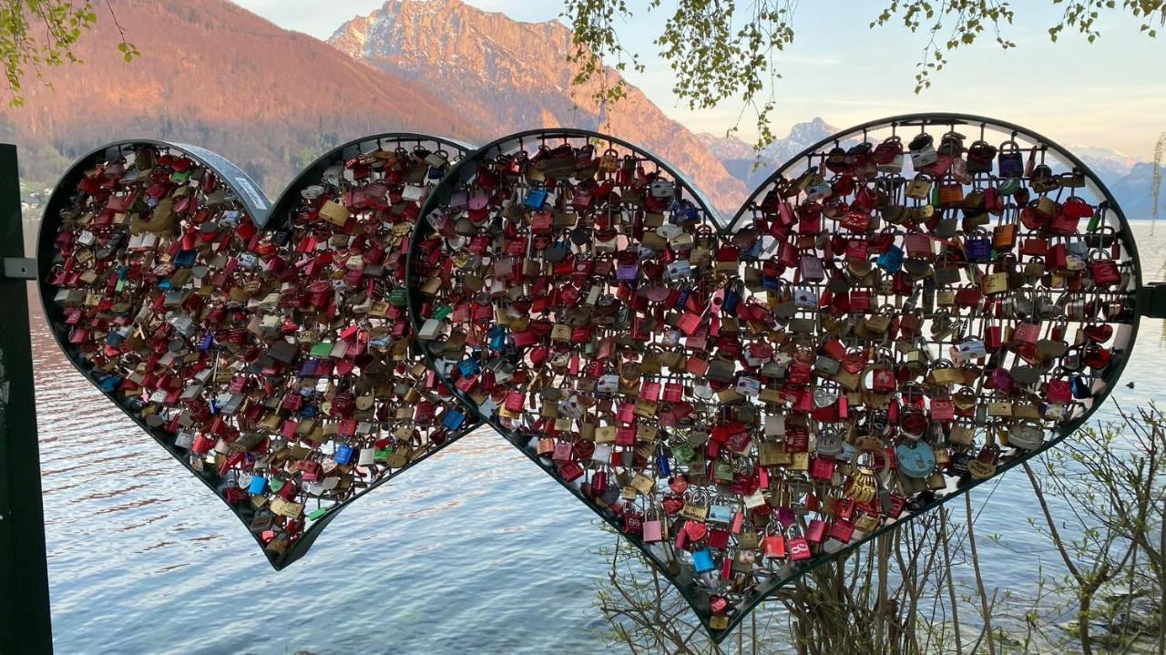Ferienhaeuschen Am Traunsee Mit Tretboot Zur Freien Nutzung Am Badeplatz Altmünster Exteriör bild